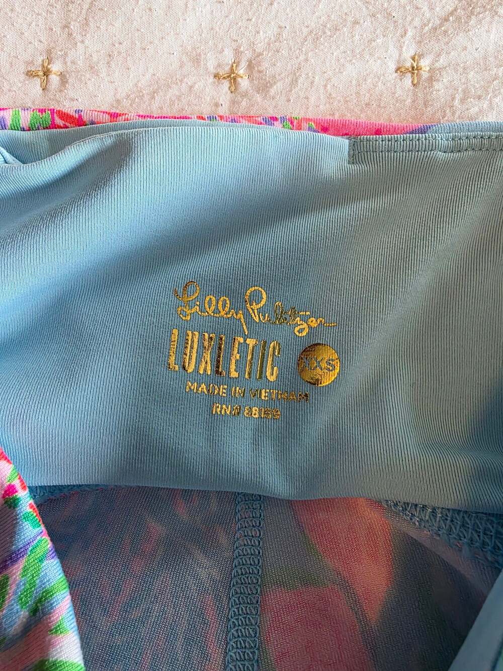 Lilly Pulitzer Luxletic Weekender High-Rise Leggings in Celestial Blue Cay To My - Picture 3 of 7